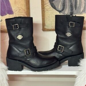 Harley-Davidson Women's Size 10 Side-Zip Up Black Leather Biker Boots. 🔥 🔥